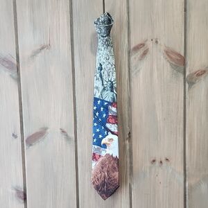 Patriotic Eagle Silk Necktie Excellent Condition